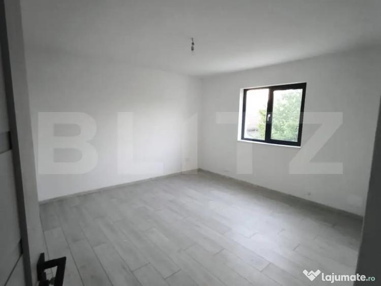 Casă cu 4 camere cu Teren 330 Mp în Central