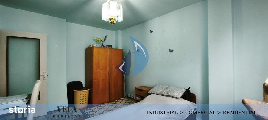 Apartament cu 3 camere decomandat în 1 Decembrie 1918