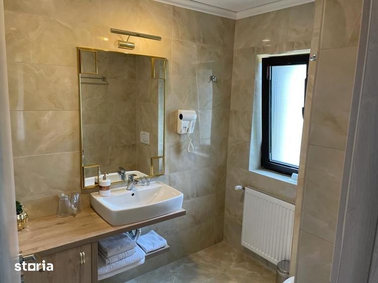 Spațiu comercial, de 1,500 mp, în Poiana Mărului