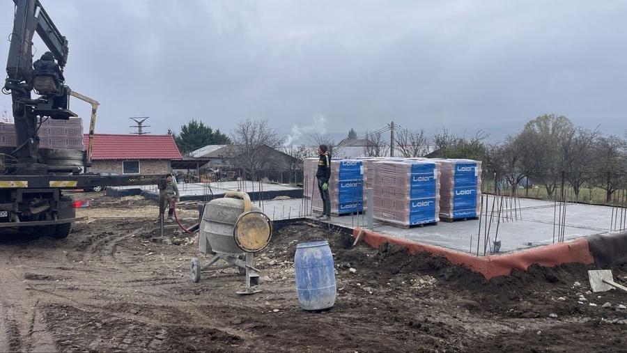 Casă cu 4 camere în Central
