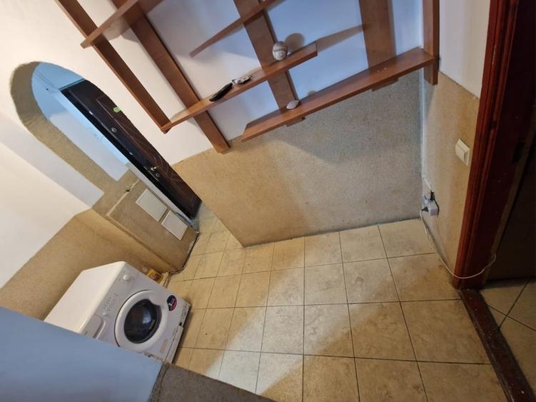 Apartament cu 2 camere decomandat, mobilat în Militari