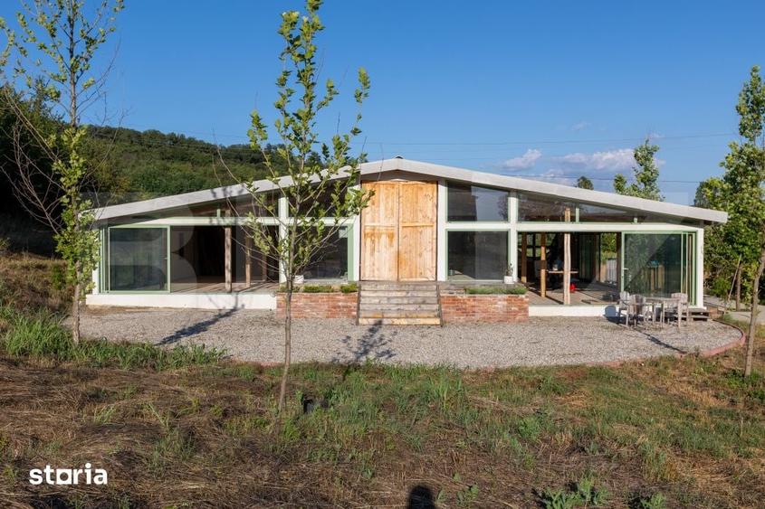 Spațiu comercial, de 1,224.33 mp, în Bucovăț