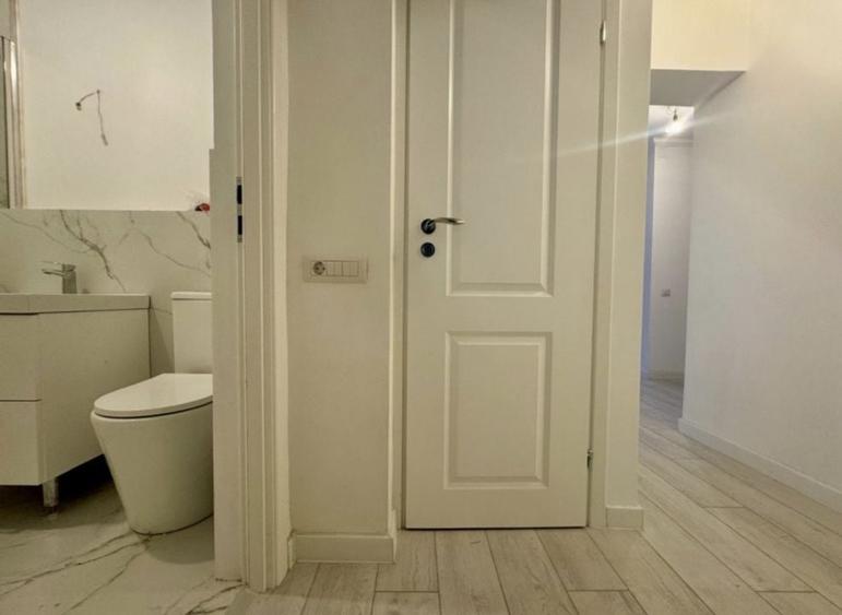 De inchiriat | Apartament 3 camere finisat | Panduri - 9