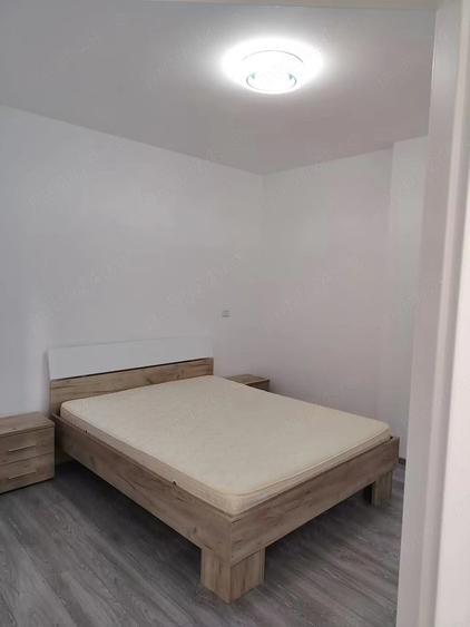 Apartament cu 2 camere decomandat în Valea Adâncă