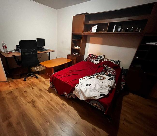 inchiriez ap. 3 cam. decomandat manastur 450 euro - 1