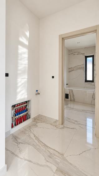 Apartament cu 2 camere decomandat în Giroc