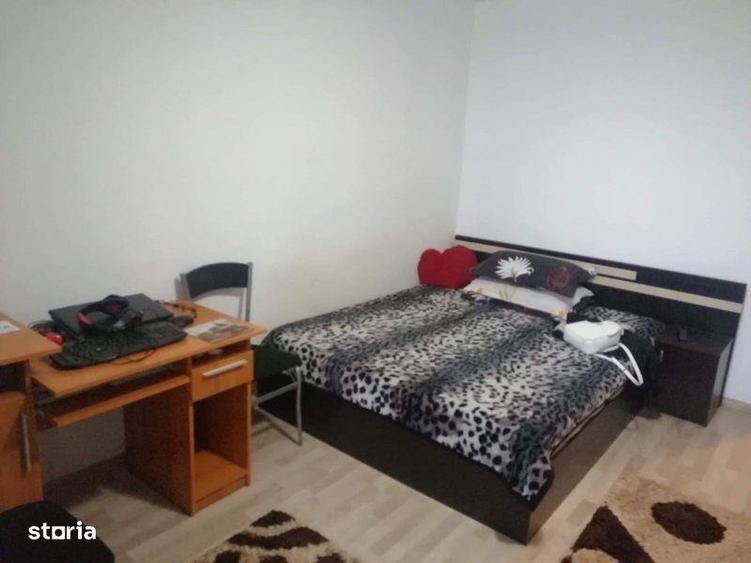 Garsonieră în Brazda lui Novac