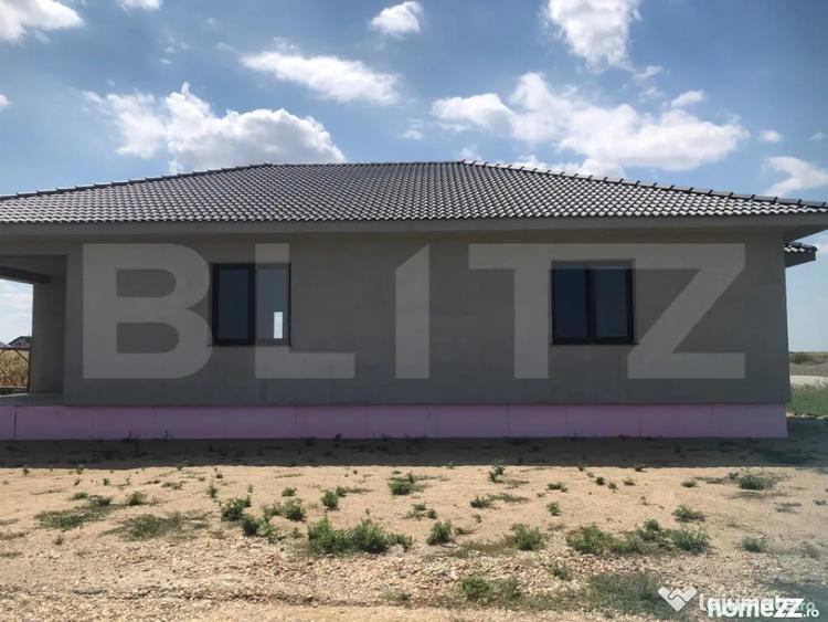 Casă cu 4 camere cu Teren 600 Mp în Botiz
