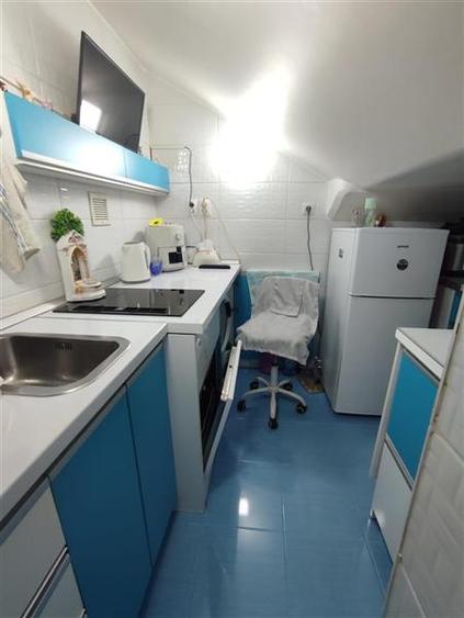 Apartament cu 2 camere semidecomandat, mobilat în Calea Călărașilor