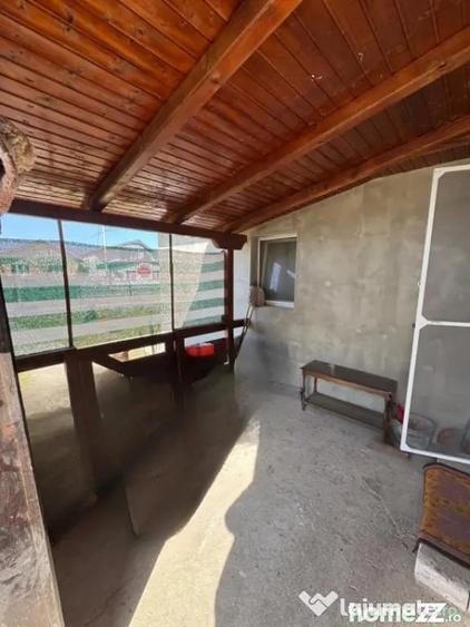 Casă cu 4 camere cu Teren 1400 Mp în Hideaga