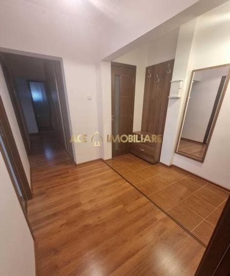 Apartament cu 3 camere decomandat, mobilat în Drumul Taberei