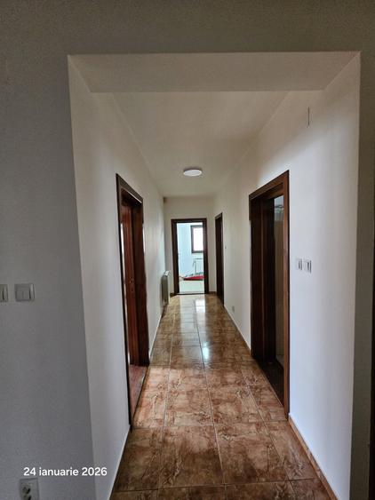 Casă cu 4 camere cu Teren 3000 Mp în Hudum