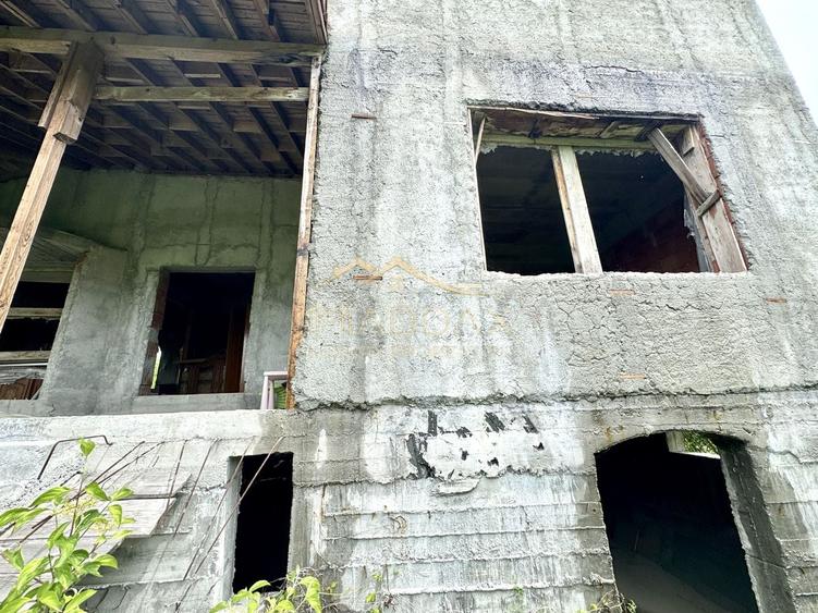 Casă individuală cu 5 camere cu Canalizare în Corbeanca