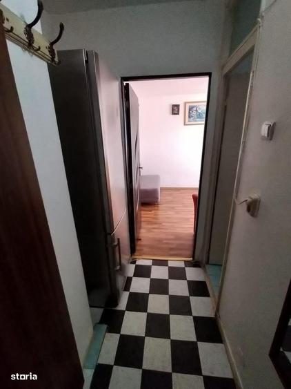 Garsonieră în Rovine