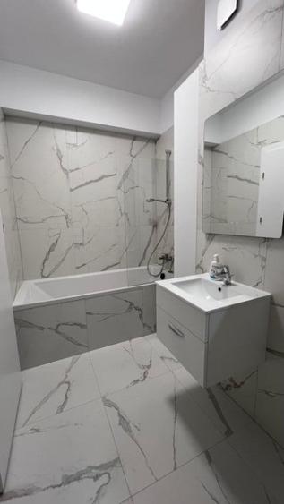 Apartament cu 2 camere decomandat în Pipera