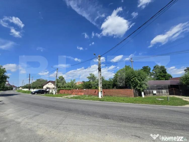 Casă cu 3 camere cu Teren 1100 Mp în Central