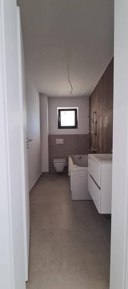 Apartament cu 3 camere decomandat în Țiglina 2