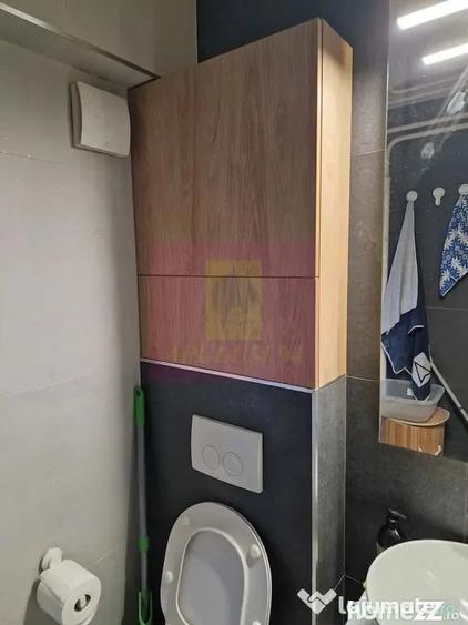 Apartament cu 3 camere semidecomandat în 1 Mai