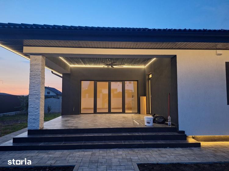 Casă cu 5 camere cu Teren 600 Mp în Exterior Vest