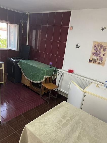Garsonieră decomandată în Central