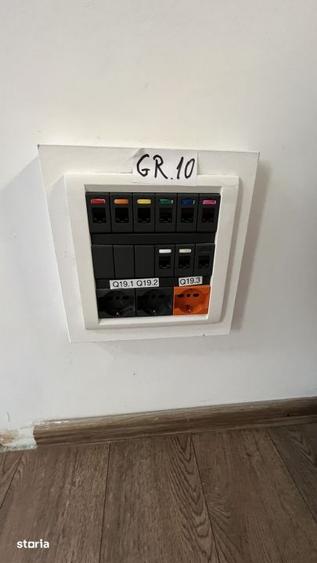 Apartament cu 4 camere în Aviatorilor