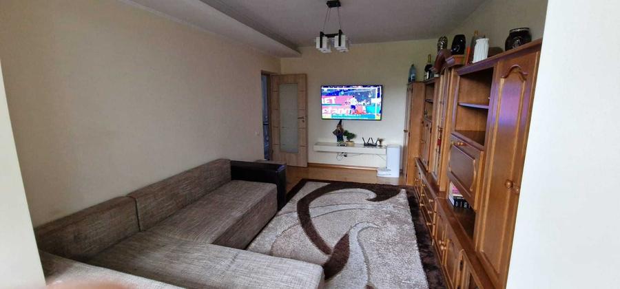 Apartament cu 3 camere decomandat în Turda