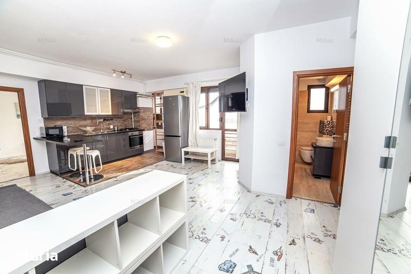 Apartament cu 3 camere semidecomandat, mobilat în Dămăroaia