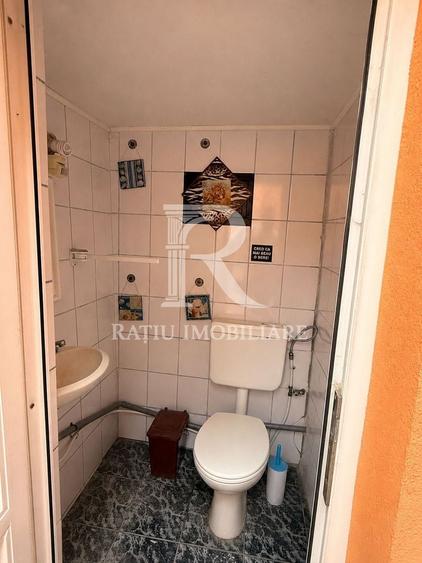 Casă individuală cu 4 camere cu Canalizare în Centura