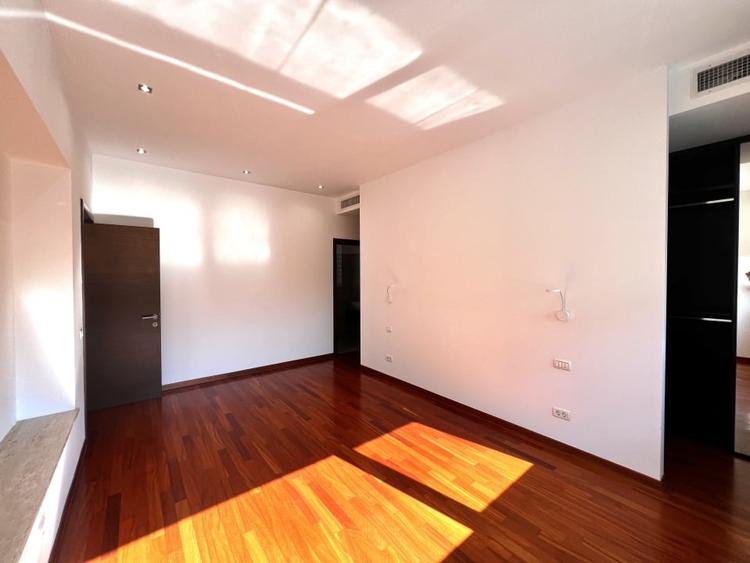Apartament cu 4 camere decomandat, mobilat în Dorobanți
