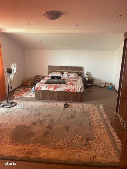 Casă cu 4 camere în Țigănești