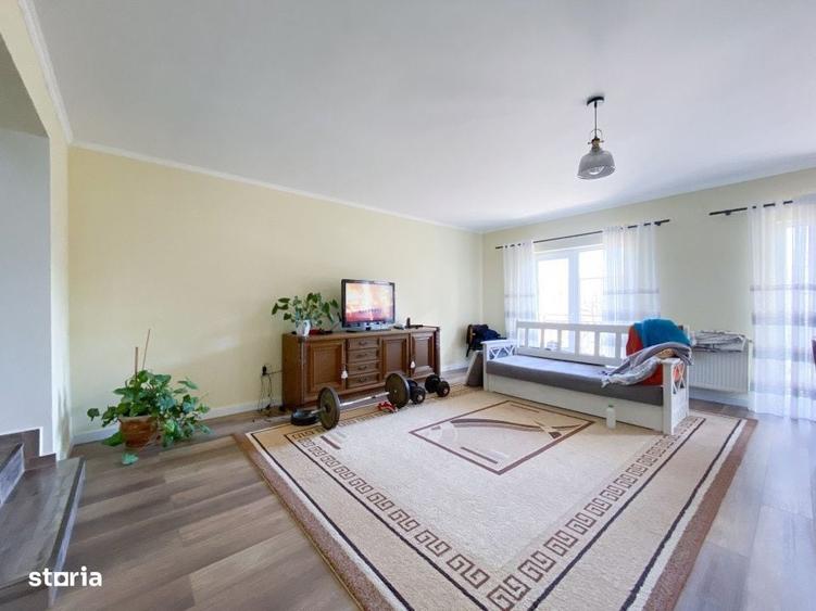 Casă cu 4 camere în Borhanci