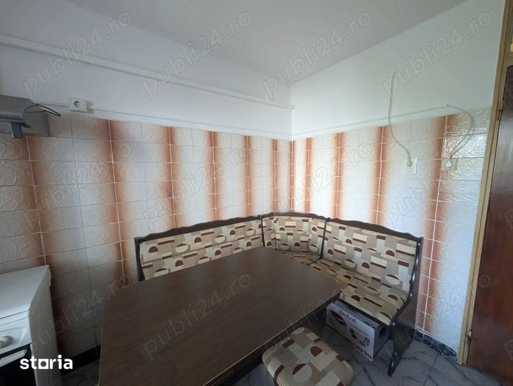 Apartament cu 2 camere decomandat, mobilat în Crângași
