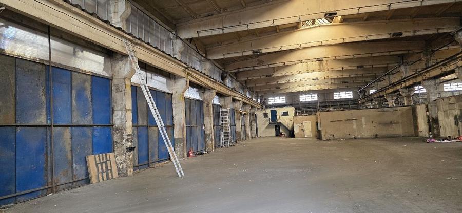 Spațiu industrial, de 600 mp, în Industriilor