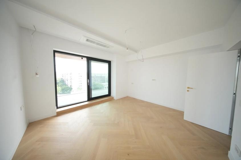 Apartament cu 2 camere decomandat în Unirii