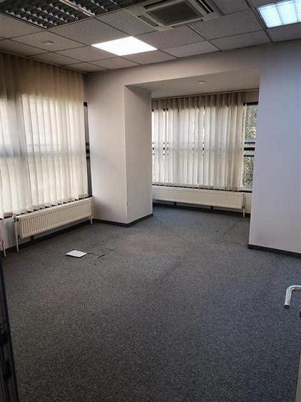 Spațiu comercial, de 470 mp, în Ultracentral