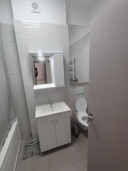 Apartament cu 2 camere decomandat în Cățelu