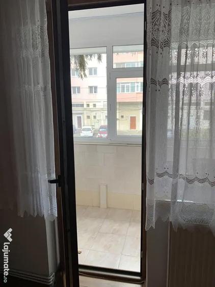 Apartament cu 3 camere de vanzare in Curtea de Arge? central - 7