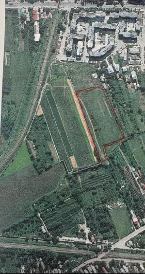 Teren agricol intravilan de 14000 mp, în Nord-Vest