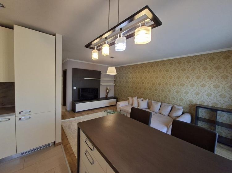 Apartament cu 3 camere decomandat, mobilat în Braytim