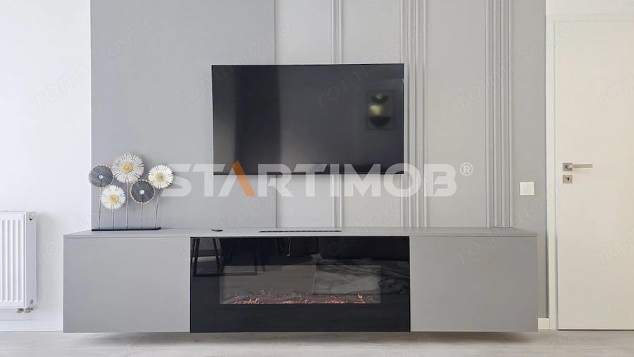 Apartament cu 2 camere decomandat în Tractorul