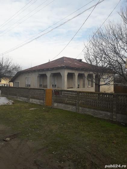 Casă cu 4 camere în Măicănești