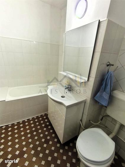 Apartament cu 3 camere decomandat în Unirii Sud