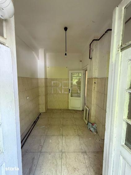 Apartament cu 2 camere decomandat, mobilat în Regie
