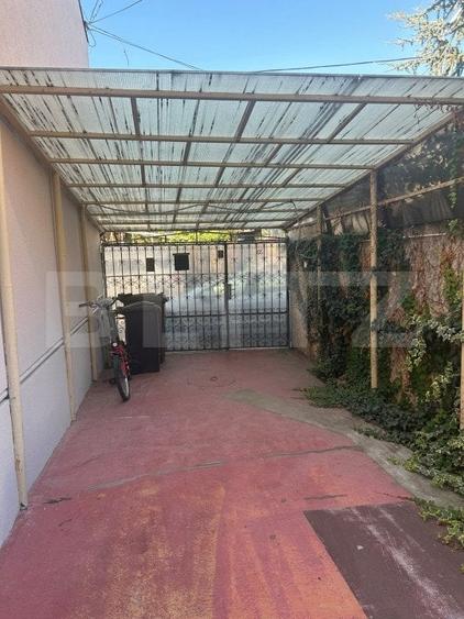 Casă individuală cu 4 camere cu Canalizare în Ana Ipătescu