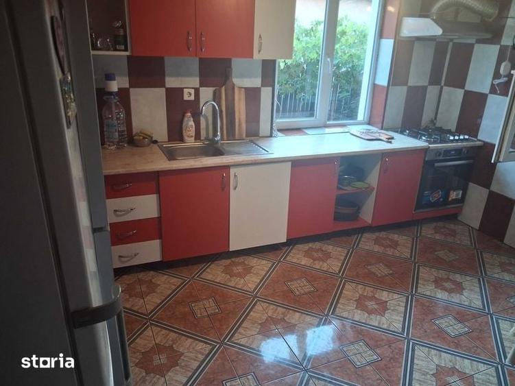 Casă cu 4 camere cu Teren 174 Mp în Central