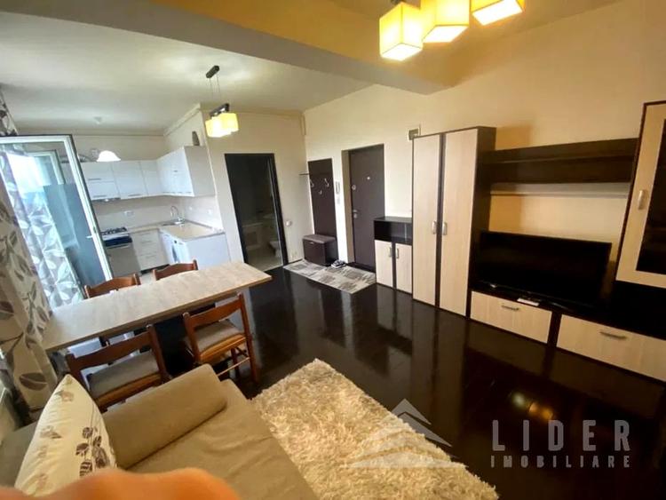 Apartament cu 2 camere semidecomandat, mobilat în Bună Ziua
