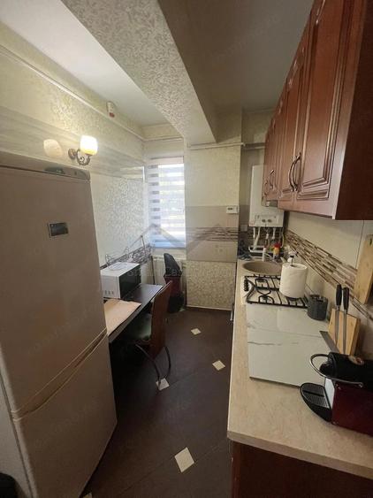 Apartament cu 2 camere decomandat în Filiași