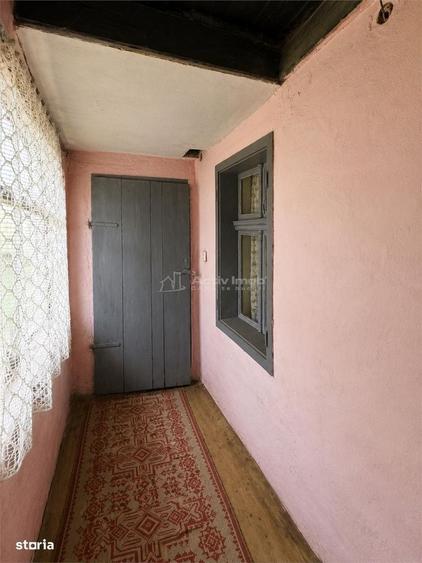 Casă cu 2 camere în Sângătin