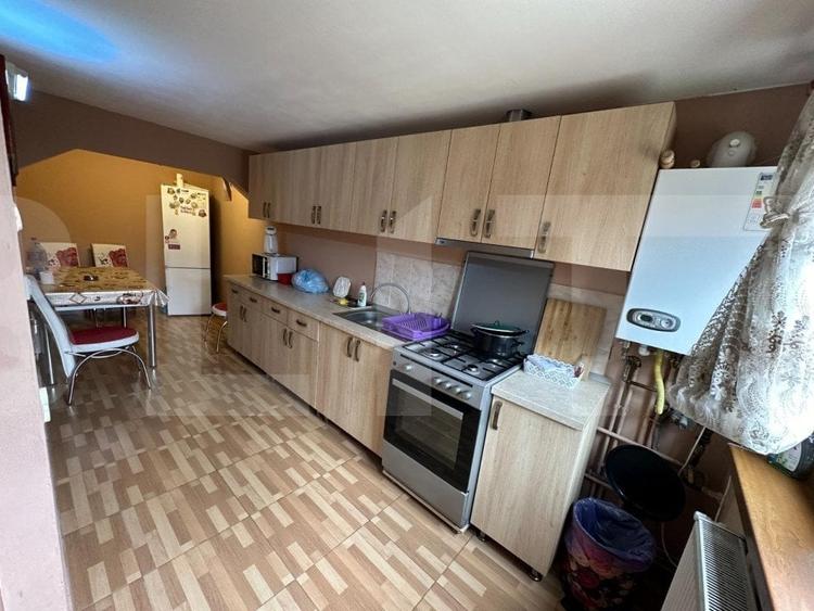 Casă individuală cu 4 camere cu Teren 207 Mp în Romanești