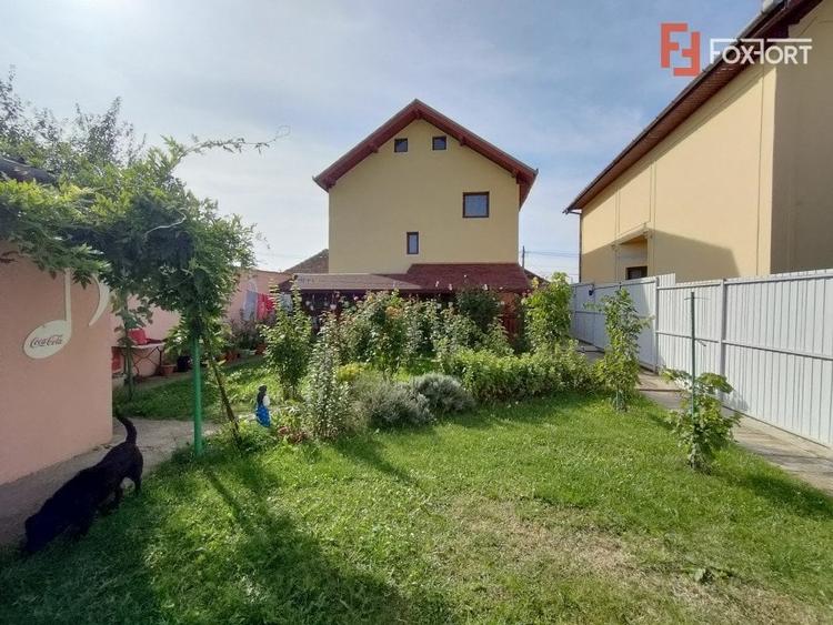 Casă individuală cu 4 camere cu Canalizare în Chișoda